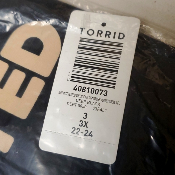 ❤️NWT VINTAGE TORRID TEE - NOT INTERESTED GRAPHIC - 100% COTTON - PLUS SIZE - Picture 5 of 13